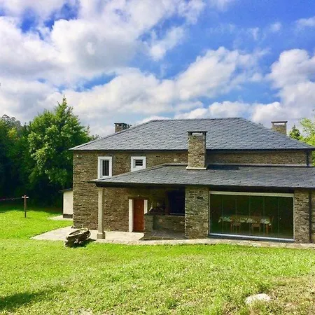 Casa La Falca En Ortigueira. Willa