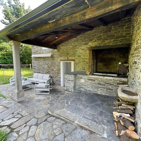 Casa La Falca En Ortigueira. Willa